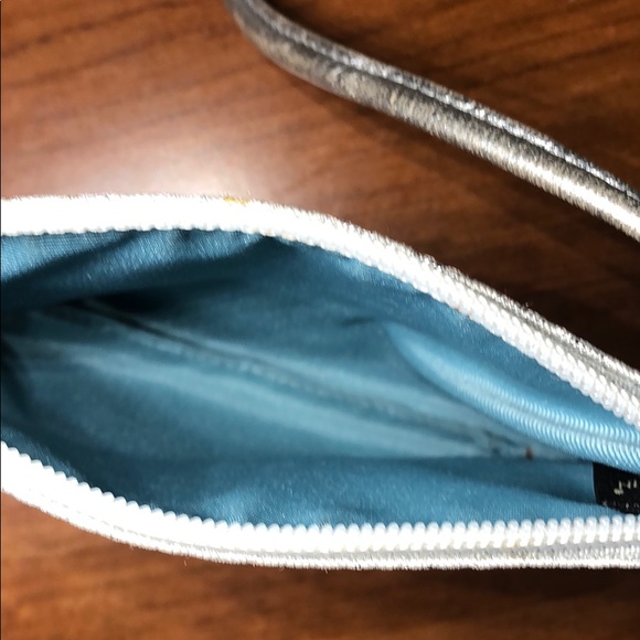 Coach wristlet, small purse - Picture 4 of 8